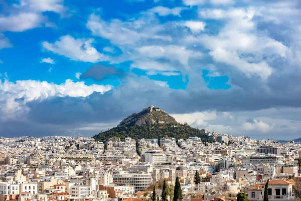 Monte Lycabettus Vista Cityscape Atenas Colina Acropolis Greece Céu Cloudy — Fotografia de Stock
