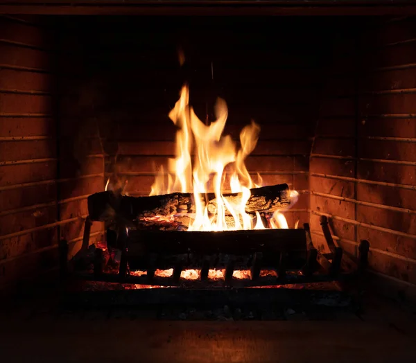 Fireplace Cozy Warm Fireside Fire Burning Logs Flaming Firebricks Background — Stock Photo, Image