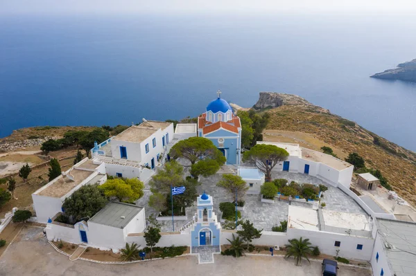 그리스 트리아니 수도원 드론으로 교회와 건물들 — 스톡 사진