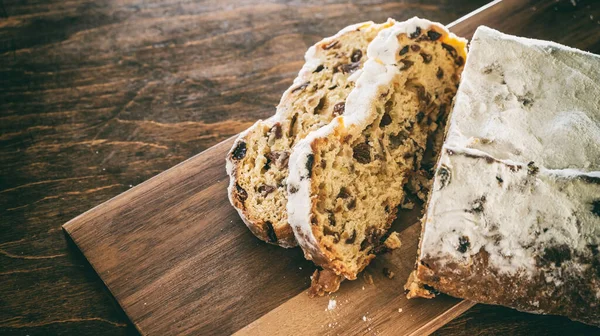 Fatias Cristolinas Fundo Madeira Bolo Natal Stollen Pão Tradicional Alemão — Fotografia de Stock