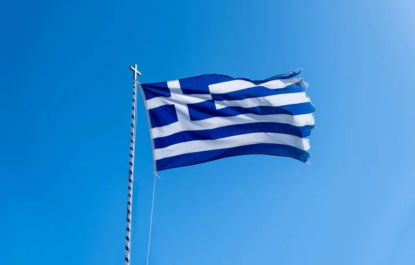 Signo Grecia Bandera Griega Asta Bandera Ondeando Viento Cielo Azul —  Fotos de Stock