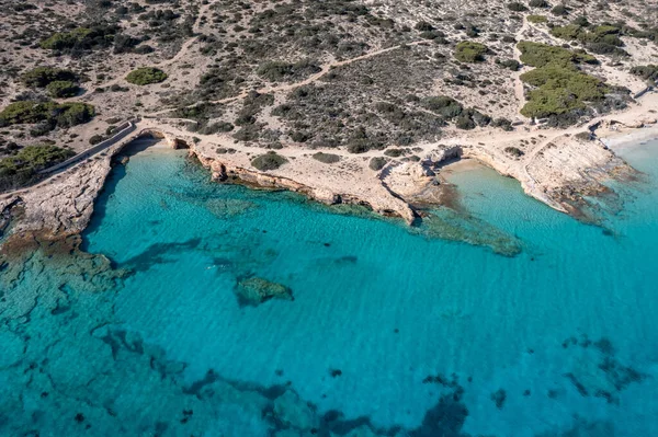 Görögország Koufonisi Sziget Homokos Félreeső Strand Légi Drónra Néző Kis — Stock Fotó