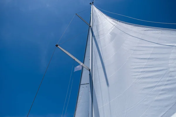 Yacht Open Sails Clear Blue Sky Background Sailing Wind Aegean — Fotografia de Stock