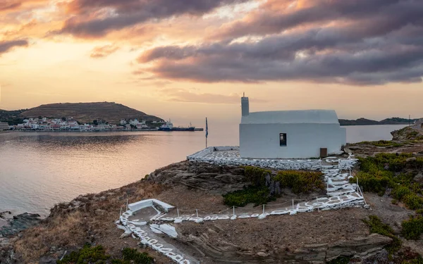 Pôr Sol Sobre Ilha Kea Tzia Grécia Cíclades Porto Korissia — Fotografia de Stock