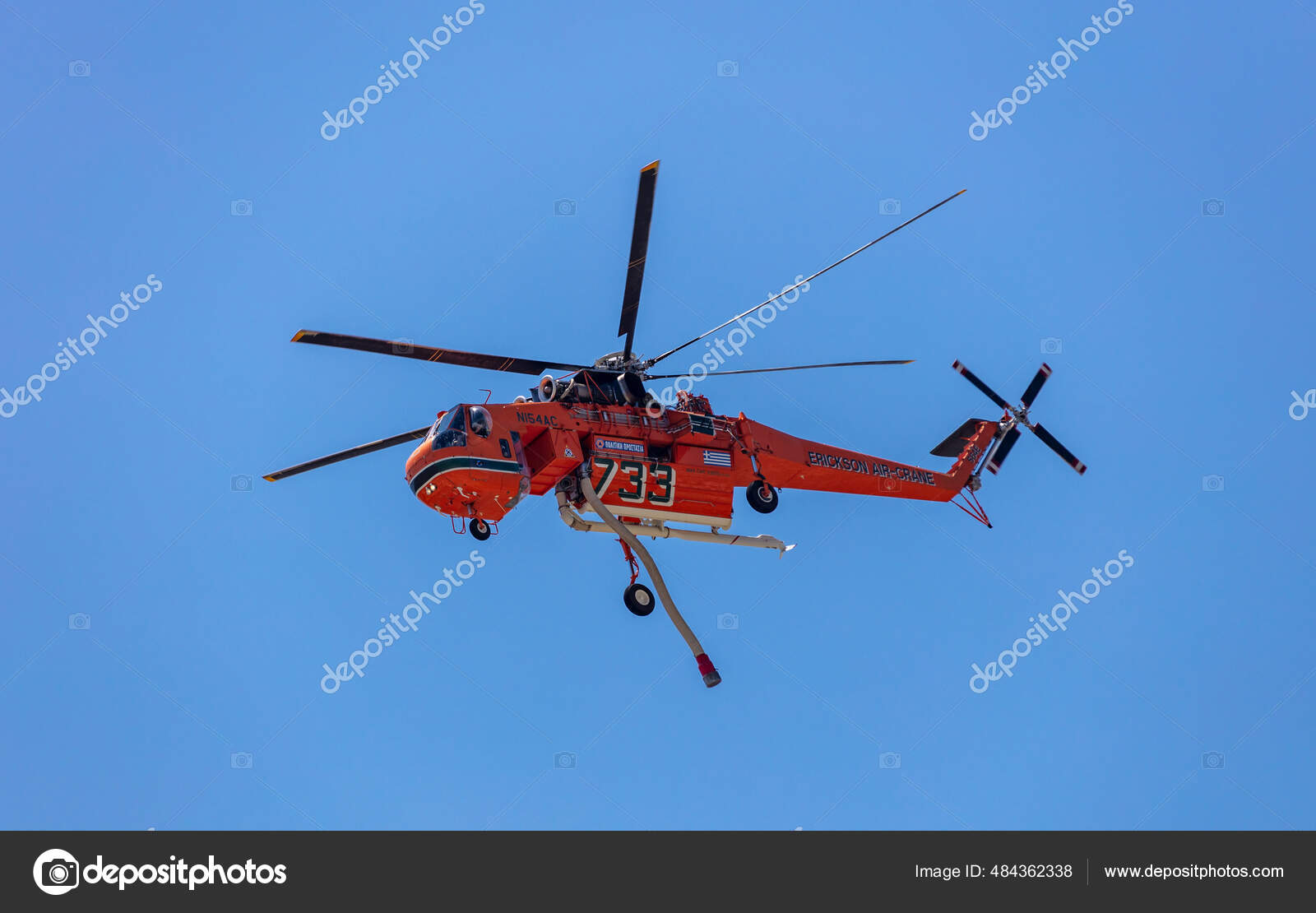 Grecia Atenas Julio 2021 Erickson Sikorsky Air Crane Helicóptero Brigada —  Foto editorial de stock #484362338 ©gioiak2, image size:1600x1110