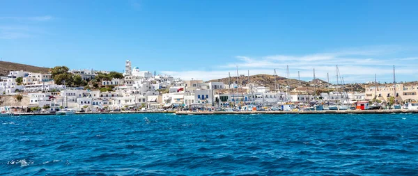 Острів Мілош Порт Адамас Marina Panorama Cyclades Greece Традиційні Пральні — стокове фото