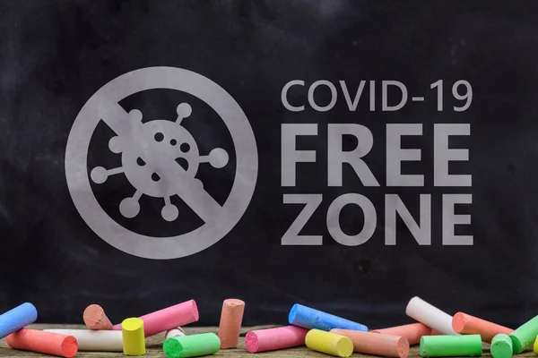Знак Вільної Зони Ковадла Covid Безкоштовний Текст Zone Дошці Шкільного — стокове фото