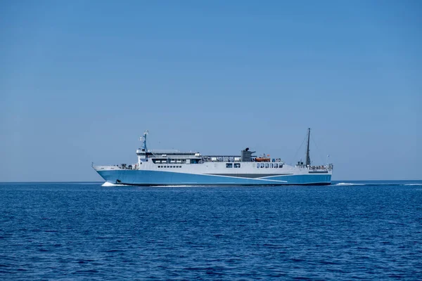 Ferryboat Sans Fin Fond Bleu Mer Égée Avec Destination Îles — Photo