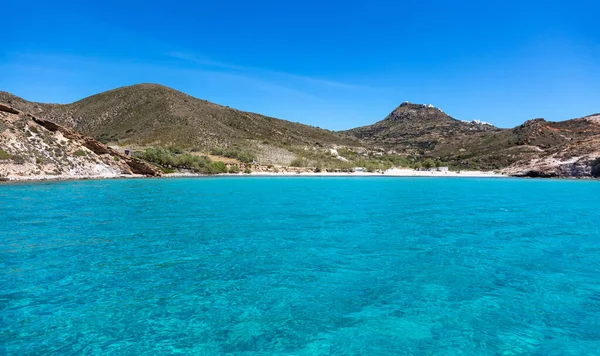 Milos Île Plathiena Plage Sable Vide Cyclades Grèce Célèbre Transparent — Photo