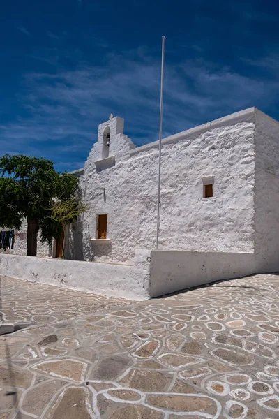 Old Small Chapel Trees Yard Religious Destination Kimolos Island Chora — Stock Photo, Image