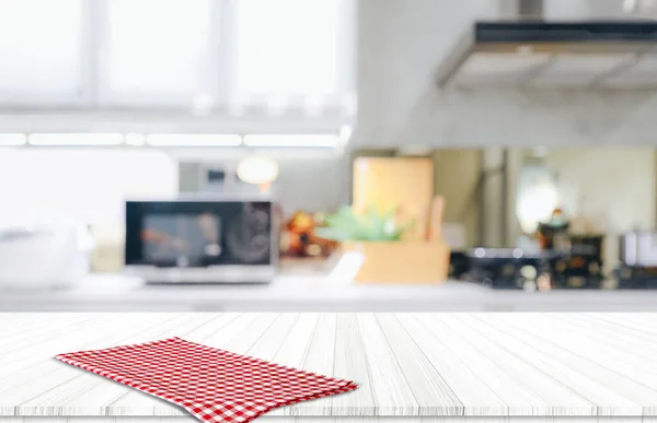 Tabel Kayu Atas Pada Latar Belakang Dapur Kabur — Stok Foto