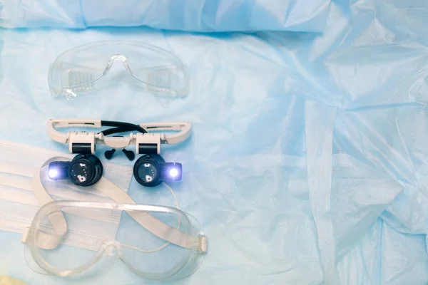 Kikare Med Objektbelysning Medicinsk Utrustning Kirurgiska Glasögon — Stockfoto