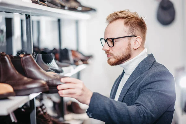 Fashionable Male Stylist Glasses Jacket Chooses Shoes Store — Stock Photo, Image