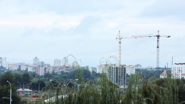 Imágenes Paisaje Urbano Horizonte Ciudad Grúas Construcción Está Construyendo Edificio — Vídeos de Stock