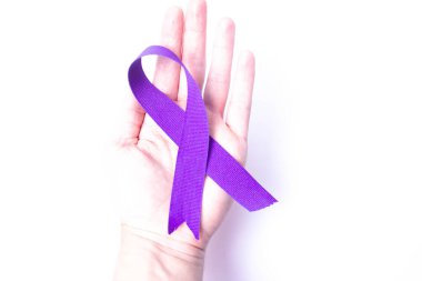 Mor kurdele - pankreas kanseri farkındalığının sembolü