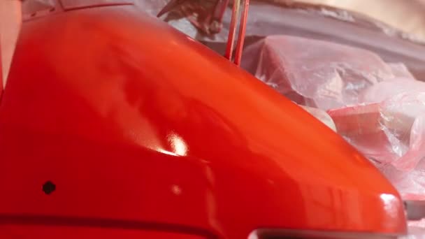 Pintura Caminhão Vermelho Reparação Corpo Carro — Vídeo de Stock