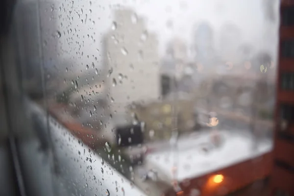 Close-up on rain drops on a window — Stock Photo, Image