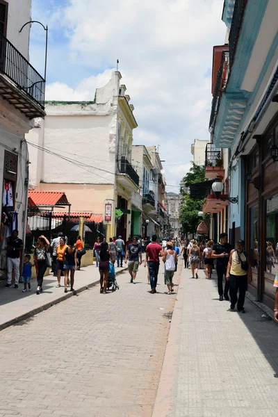 Rua no centro de Havana, Cuba — Fotografia de Stock