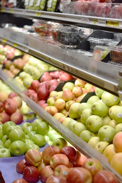 Fresh organic fruits and produce — Stock Photo, Image