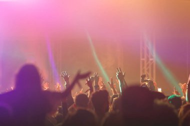 Topluluk Konserleri, Eğlence, Müzik ve Dans