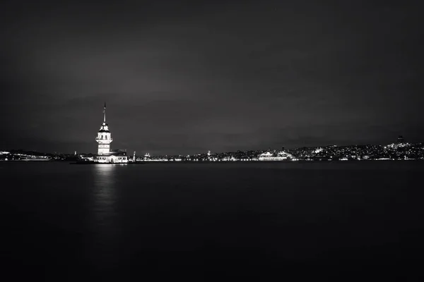 Turquía Skdar Maiden Tower Uskudar Maiden Tower Black White Landscape — Foto de Stock