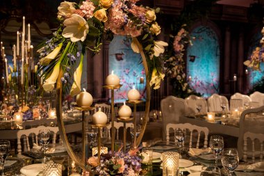 Düğün Salonu Dekorasyonu, Lüks Akşam Yemeği Dekorasyonu