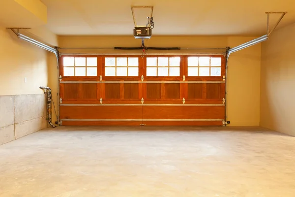 Interior Uma Garagem Doméstica Vazia — Fotografia de Stock