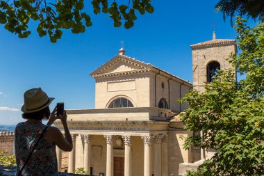 San Marino turist kız 