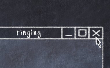 Üzerinde yazı yazan tarayıcı penceresinin tebeşir sürükleyicisi çalıyor 