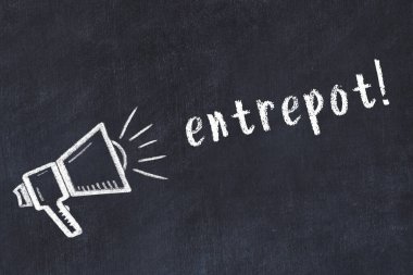 Hoparlör çizimi ve yazıt girişi olan siyah karatahta