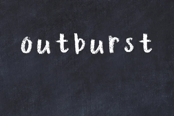 Üzerinde el yazısıyla yazılmış bir yazı tahtası var.