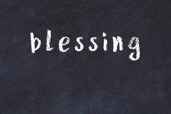 Üzerinde el yazısıyla kutsanmış kolej tahtası.