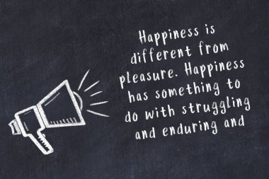 Bilge motivasyonel yazıtlı siyah karatahtaya hoparlör çizimi