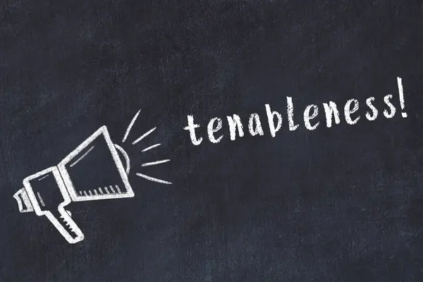 Hoparlör çizimi ve yazı hassasiyeti olan siyah karatahta