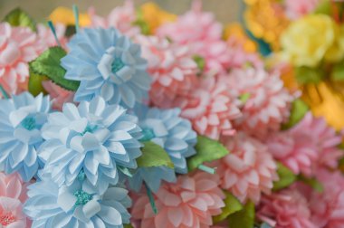 tür crematio sitesinde yerleştirilmesi için ahşap çiçek