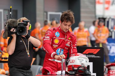 Macaristan GP GP GP F1 2025 17 Ekim 'de Budapeşte, Macaristan - Ferrari Formula 1 Charles Leclerc sürücüsü
