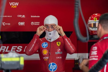 Macaristan GP GP GP F1 2025 17 Ekim 'de Budapeşte, Macaristan - Ferrari Formula 1 Charles Leclerc sürücüsü