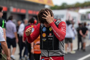 Macaristan GP GP GP F1 2025 17 Ekim 'de Budapeşte, Macaristan - Ferrari Formula 1 Charles Leclerc sürücüsü