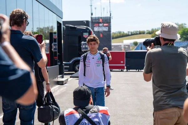 Macaristan GP GP GP F1 2025, 17 Ekim 'de Budapeşte, Macaristan - Mercedes için Formula 1 Kimi Antonelli sürücüsü