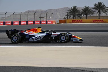 F1Testing GP F12026 20 Şubat, Manama, Bahreyn - Formula 1 Yarış Bulls Arvid Lindblad sürücüsü