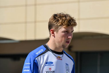 F1Testing GP F12026 20 Şubat 'ta Manama, Bahreyn' de Formula 1 'de yarışçı Bulls sürücüsü Liam Lawson