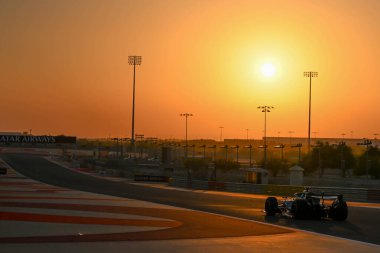 F1Testing GP F12026 20 Şubat 'ta Manama, Bahreyn' de Mercedes sürücüsü George Russell