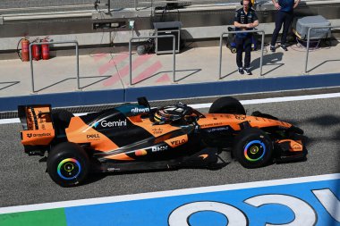 F1Testing GP F12026 20 Şubat 'ta Manama, Bahreyn' de - Formula 1 Oscar Piastri sürücüsü McLaren