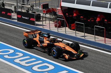 F1Testing GP F12026 20 Şubat 'ta Manama, Bahreyn' de - Formula 1 Oscar Piastri sürücüsü McLaren