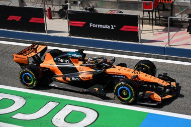 F1Testing GP F12026 20 Şubat 'ta Manama, Bahreyn' de - Formula 1 Oscar Piastri sürücüsü McLaren