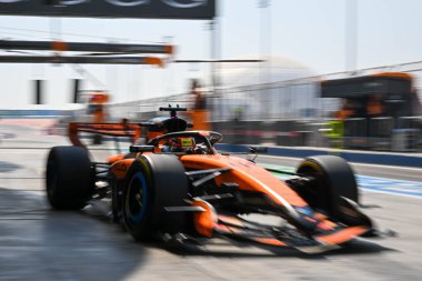 F1Testing GP F12026 20 Şubat 'ta Manama, Bahreyn' de - Formula 1 Oscar Piastri sürücüsü McLaren