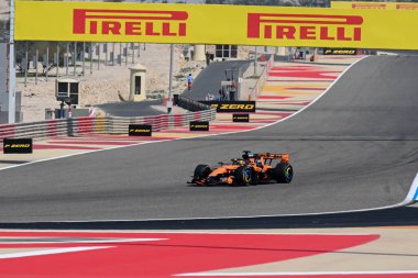 F1Testing GP F12026 20 Şubat 'ta Manama, Bahreyn' de - Formula 1 Oscar Piastri sürücüsü McLaren