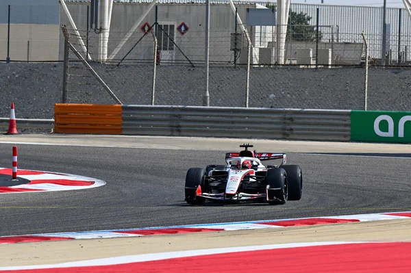 F1Testing GP F1 2026 on February 20 at Manama, Bahrain - Formula 1 Esteban Ocon driver for Haas