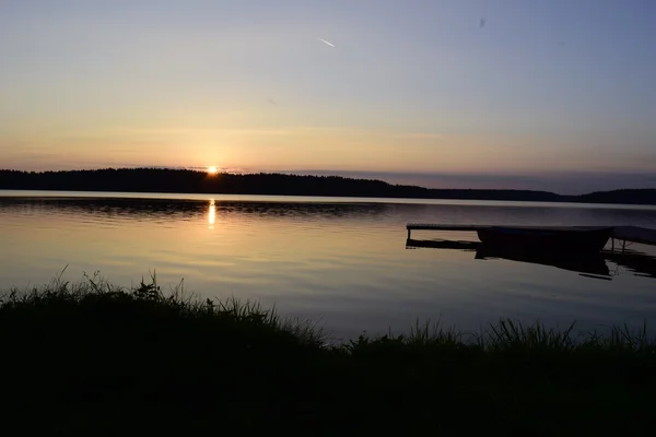 Coucher de soleil sur la jetée — Photo