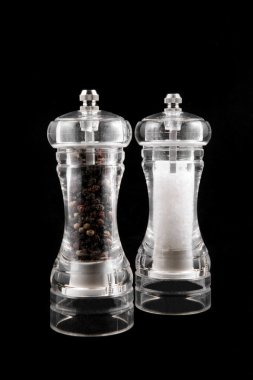 fabrikaları tuz ve biber ile